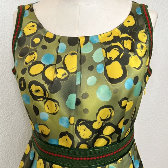 Contemporary multi colored dress with matching short sweater. - Picture 5 of 7